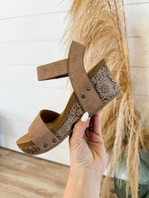 Load image into Gallery viewer, Very G: Devon Sandal