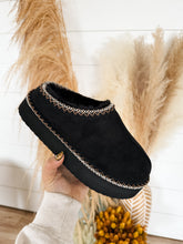 Load image into Gallery viewer, Very G: Christy Slipper