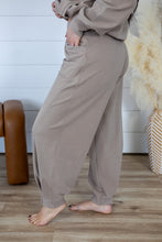 Load image into Gallery viewer, Pick Me Up Pant