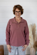 Load image into Gallery viewer, Get A Little Closer Top