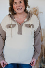 Load image into Gallery viewer, Look At Me Top