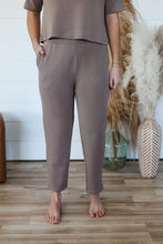 Load image into Gallery viewer, Hear Me Out Pant