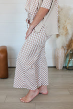 Load image into Gallery viewer, Need To Getaway Pant