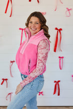 Load image into Gallery viewer, Out On Top Vest