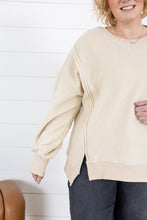 Load image into Gallery viewer, Light In The Season Top