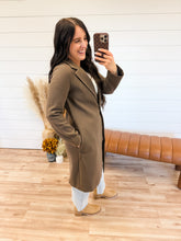 Load image into Gallery viewer, Flashing By Jacket