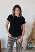 Load image into Gallery viewer, Share A Little Love Top