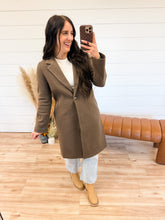 Load image into Gallery viewer, Flashing By Jacket