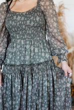 Load image into Gallery viewer, Created Beauty Dress