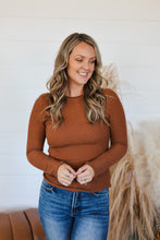 Load image into Gallery viewer, Fill Your Space Top