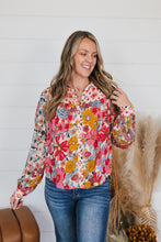 Load image into Gallery viewer, Taking Shape Top