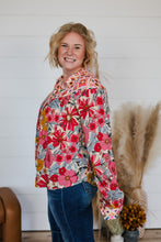 Load image into Gallery viewer, Taking Shape Top