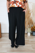 Load image into Gallery viewer, Heart Out There Pant