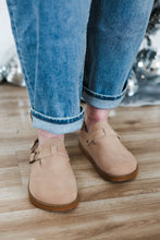 Load image into Gallery viewer, Estelle Clog