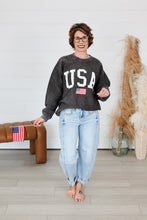 Load image into Gallery viewer, USA Flag Corded Crew