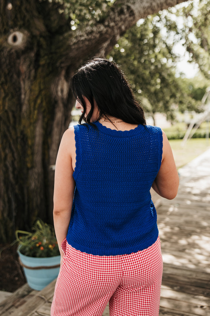 An Easy Yes Top