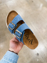 Load image into Gallery viewer, Very G: Jazmin Sandal
