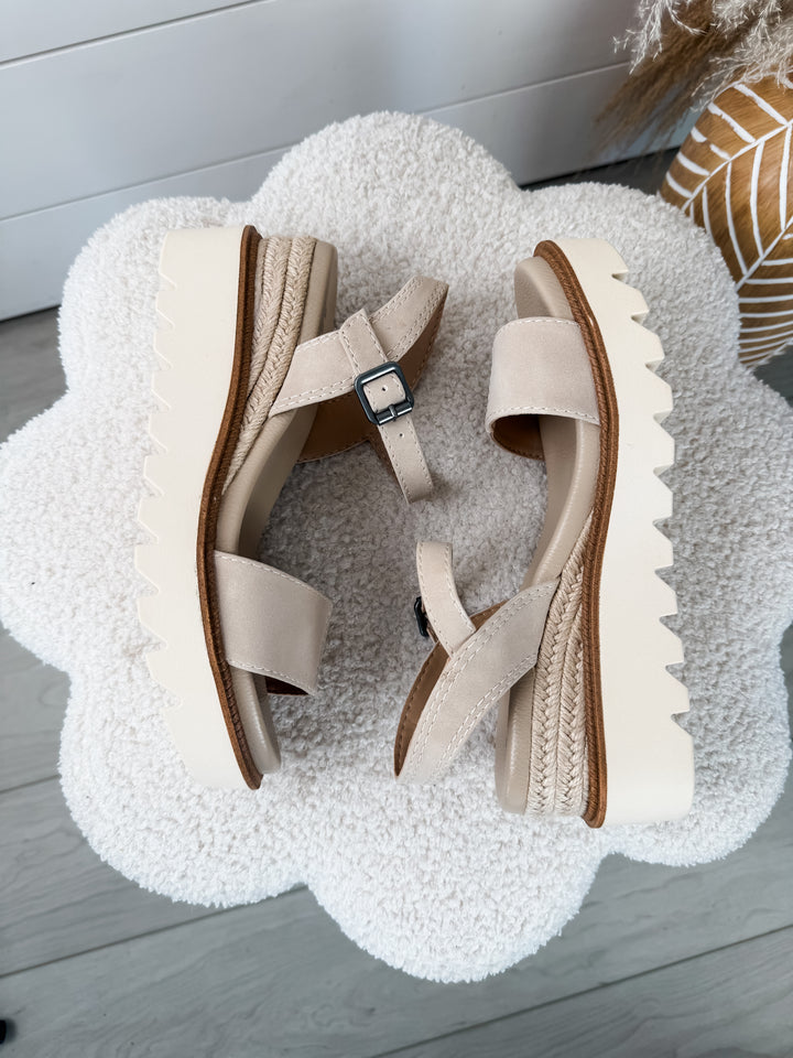MIA: Ophidia Sandal