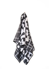 Load image into Gallery viewer, 8 Track Reversible Hand Towel
