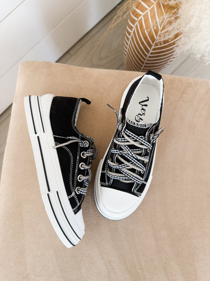 Very G: Aman Double Lace Sneaker