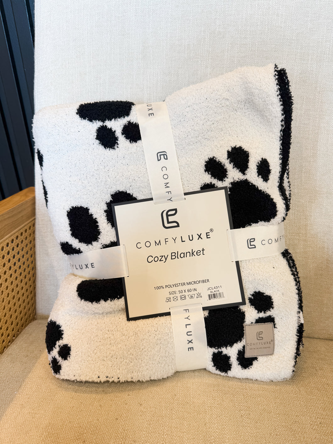 Animal Love Comfy Luxe Blanket