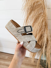 Load image into Gallery viewer, Blowfish: Find Me There Sandal

