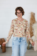 Load image into Gallery viewer, Sweet Florals Top
