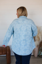 Load image into Gallery viewer, PLUS: Tying You To Me Top
