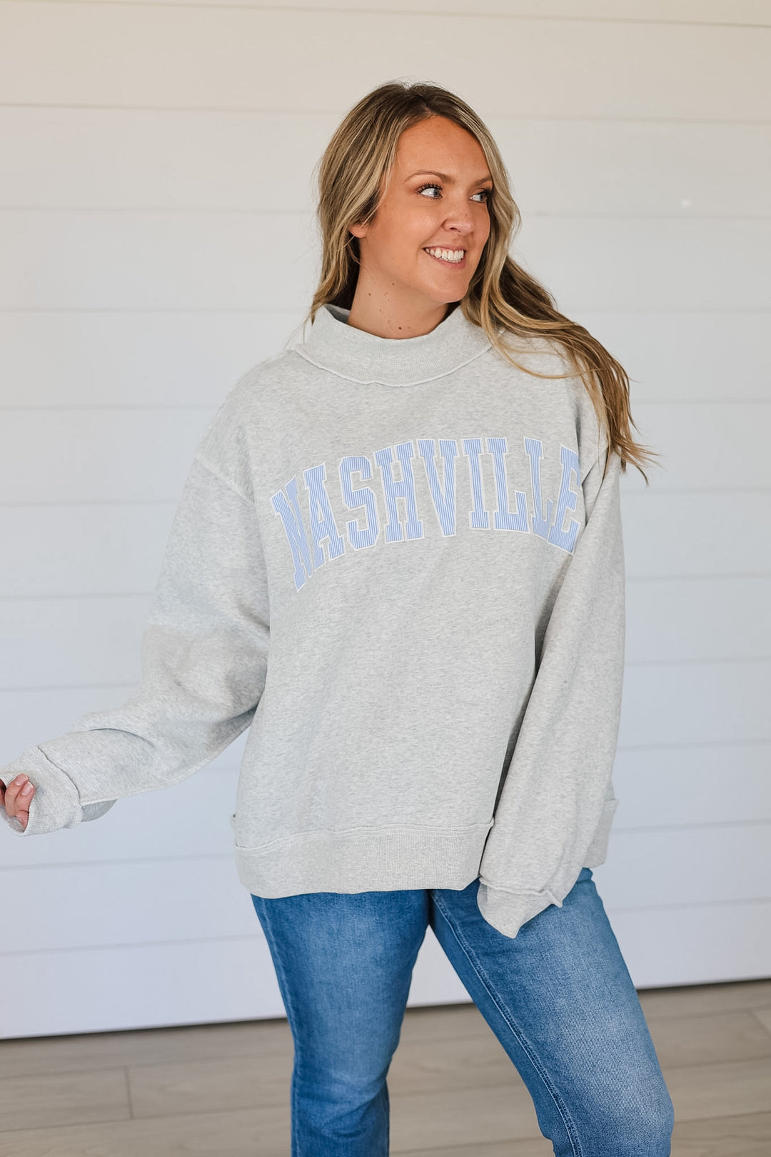 NASHVILLE Mock Neck