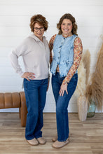 Load image into Gallery viewer, In The Know Top
