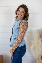 Load image into Gallery viewer, In The Know Top
