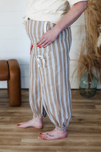 Load image into Gallery viewer, Take It From  Here Pant
