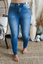 Load image into Gallery viewer, Judy Blue: Get What You Need Denim
