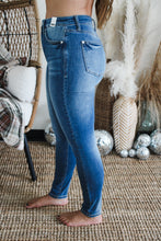 Load image into Gallery viewer, Judy Blue: Get What You Need Denim
