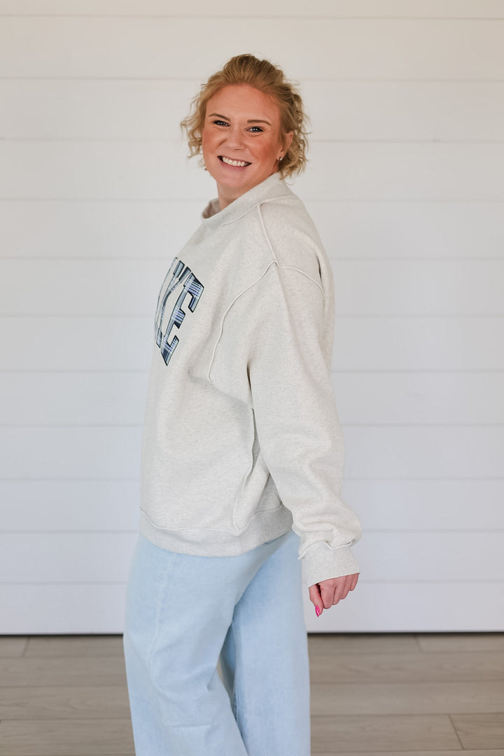 Lake & Mountain Reversible Mock Neck