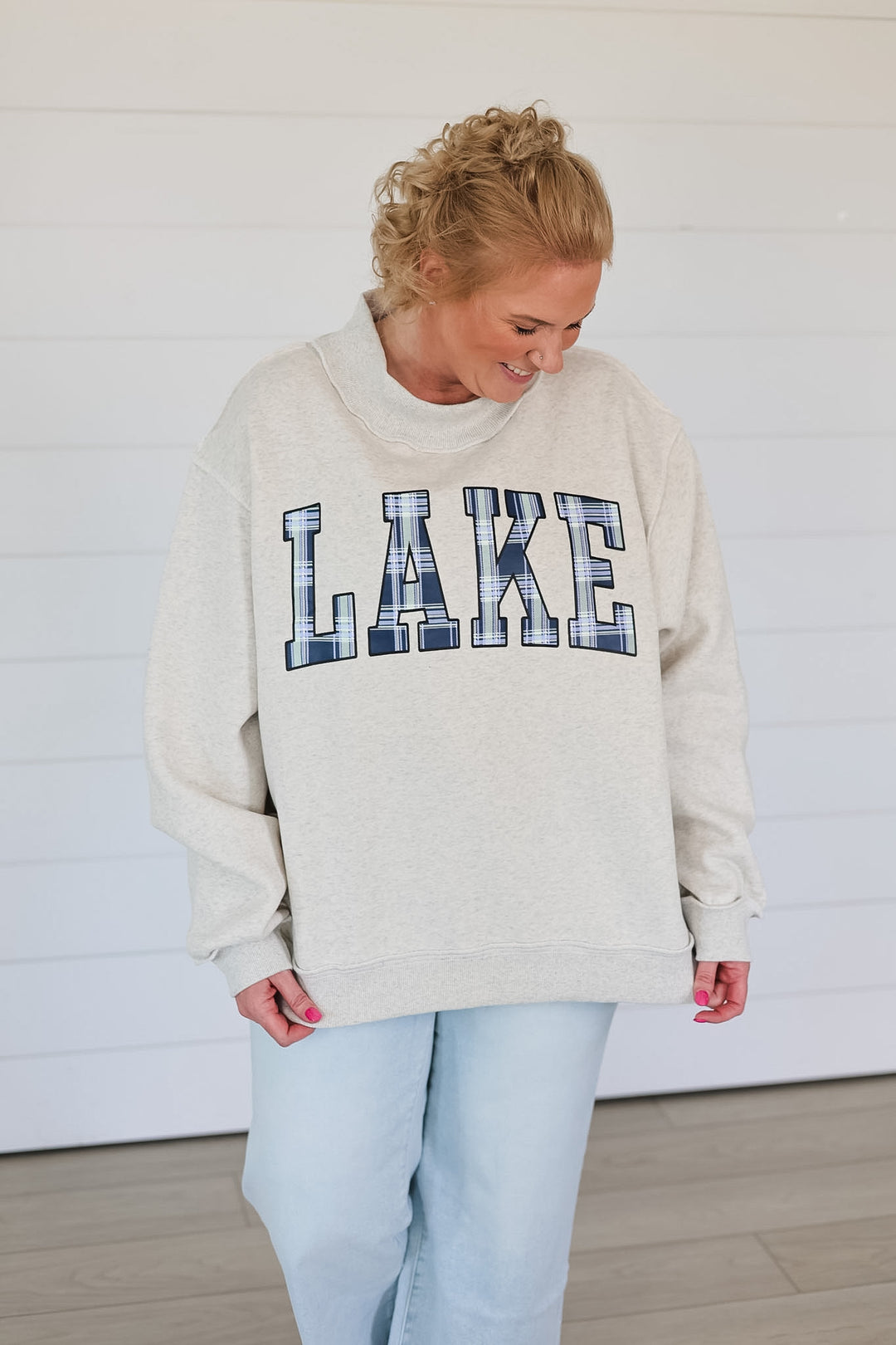 Lake & Mountain Reversible Mock Neck