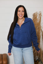 Load image into Gallery viewer, Don&#39;t Let It Go Top
