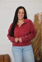 Load image into Gallery viewer, Don&#39;t Let It Go Top
