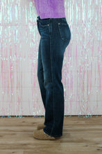 Load image into Gallery viewer, Judy Blue: On Edge Denim
