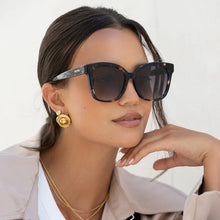 Load image into Gallery viewer, Amber Sunglasses - Blue
