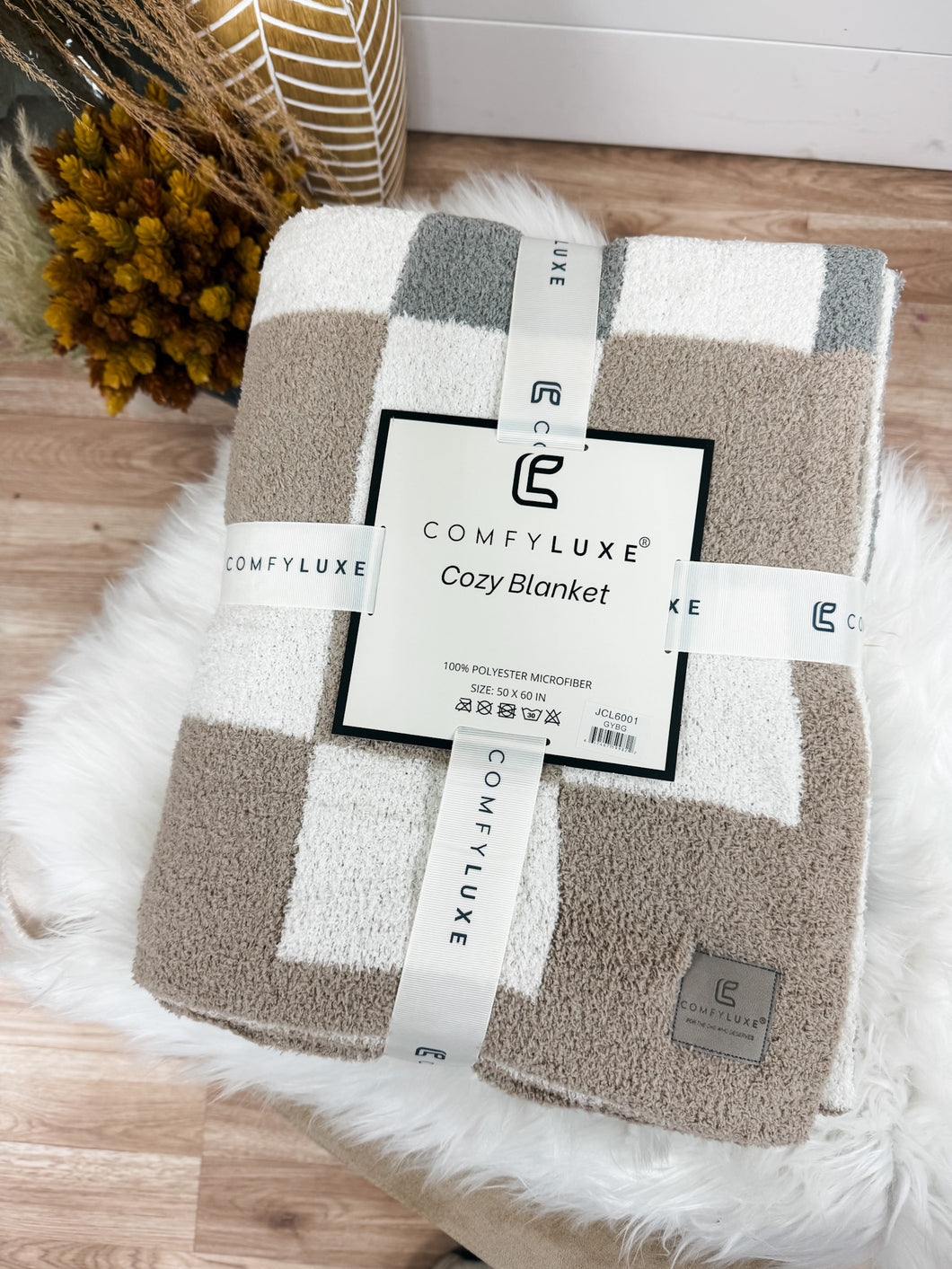 Checkered Comfy Luxe Blanket