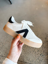 Load image into Gallery viewer, MIA: Axel Sneaker
