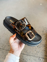 Load image into Gallery viewer, MIA: Tortoise Gen Sandal
