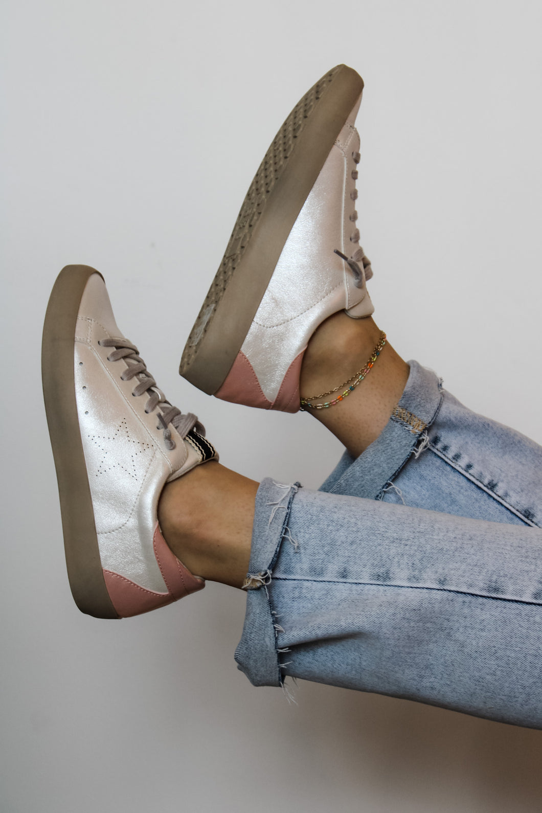 Shushop: Paula Pearl Sneakers