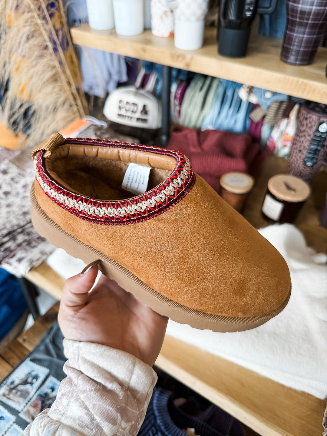 MIA: Lyanna Slipper