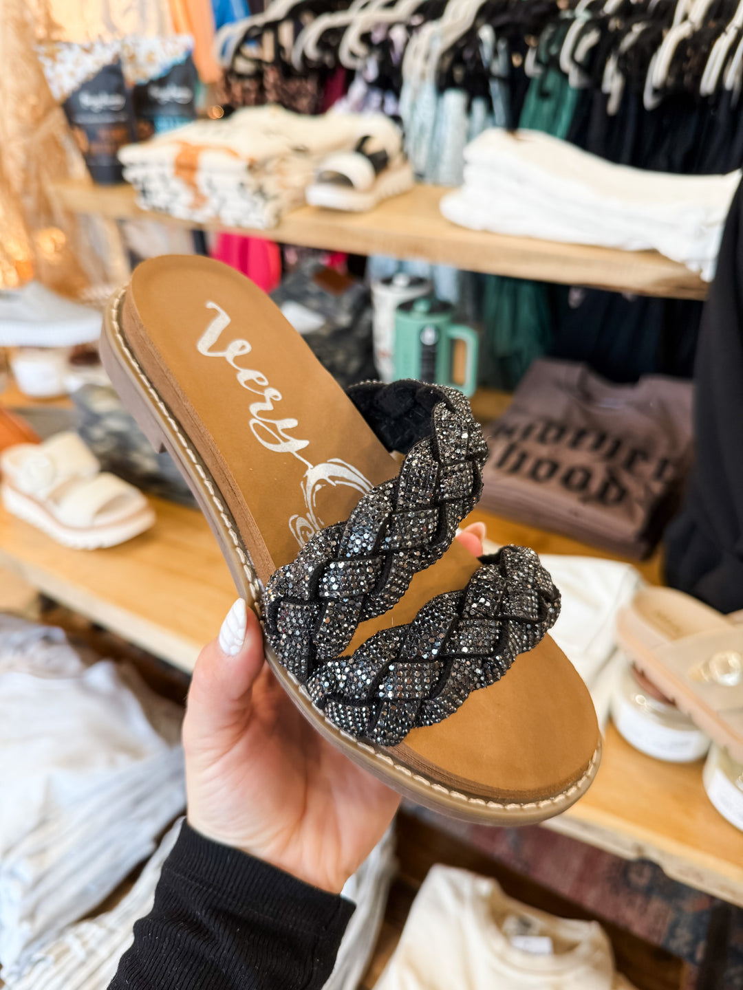 Very G: Nalani Sandal
