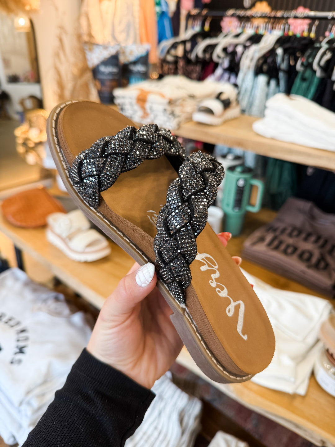 Very G: Nalani Sandal