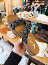 Load image into Gallery viewer, Very G: Nalani Sandal
