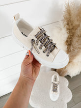 Load image into Gallery viewer, Very G: Aman Double Lace Sneaker
