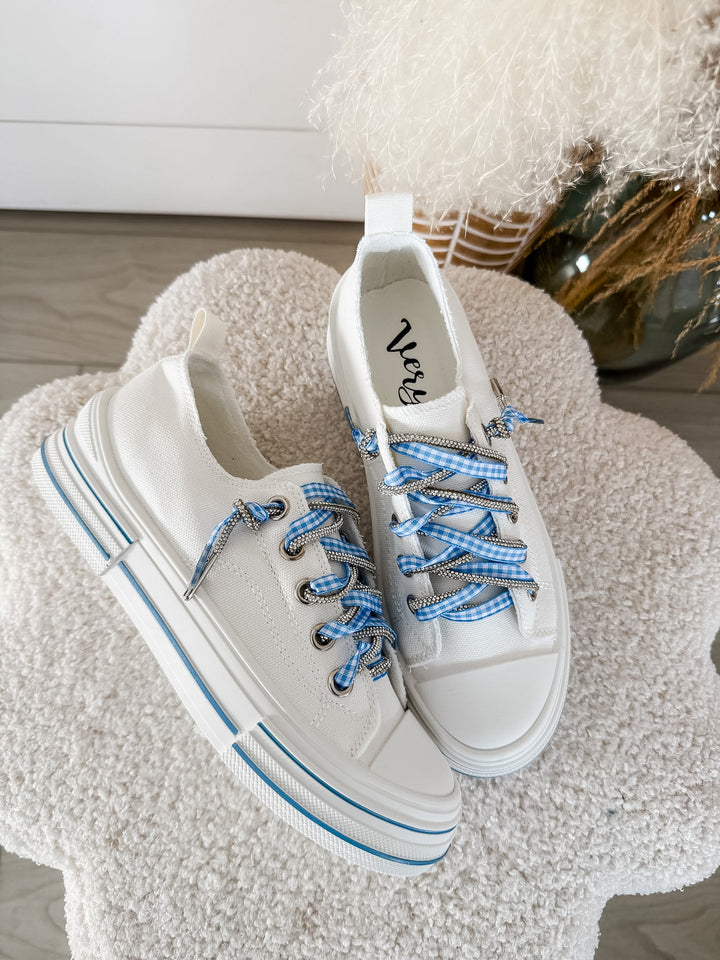 Very G: Aman Double Lace Sneaker
